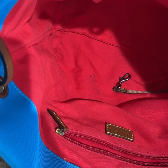 Dooney & Bourke Tote Bag - Picture 15 of 16